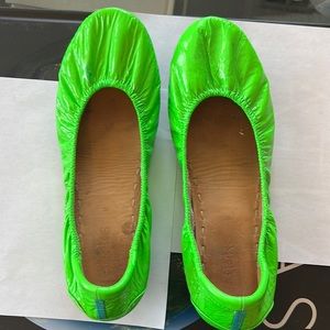 Tieks Neon Green size 9